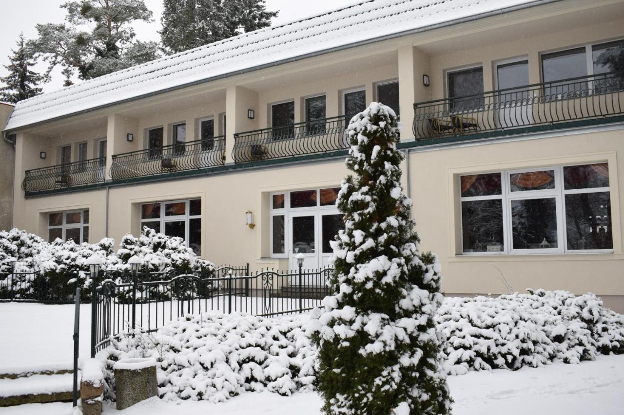 Hotel Seeschloesschen Groß Köris Exterior foto